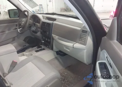 2010 Jeep Liberty Sport from USA, damaged, VIN 1J4PN2GK1AW168726